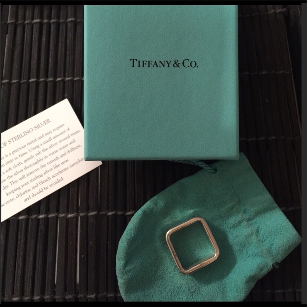 💢JUST REDUCED💢Tiffany & Co 925 Square ring SZ-9